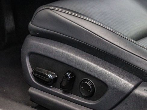 Used 2025 Lexus ES 350 w/ Accessory Package (Z2) FWD image 21