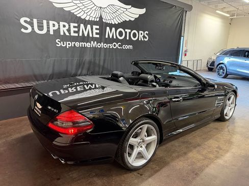 Used 2007 Mercedes-Benz SL 55 AMG image 2