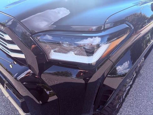 Used 2026 Toyota 4Runner Limited AWD/4WD image 17
