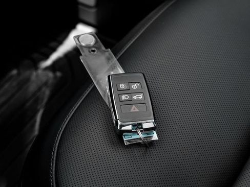 New 2026 Land Rover Range Rover Sport Dynamic SE AWD/4WD image 70