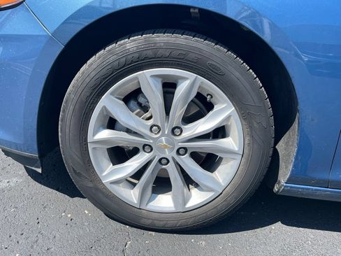 Used 2024 Chevrolet Malibu LT FWD image 9