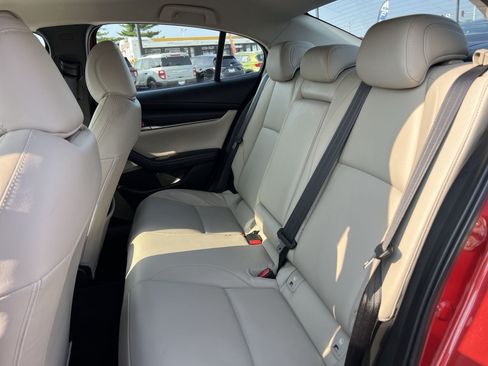 Used 2020 MAZDA MAZDA3 AWD Sedan w/ Select Package image 23