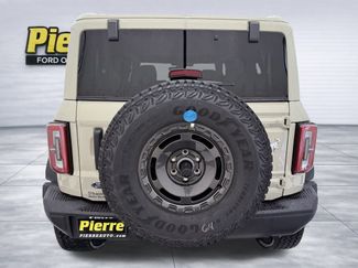 New 2025 Ford Bronco Badlands w/ Sasquatch Package video 3