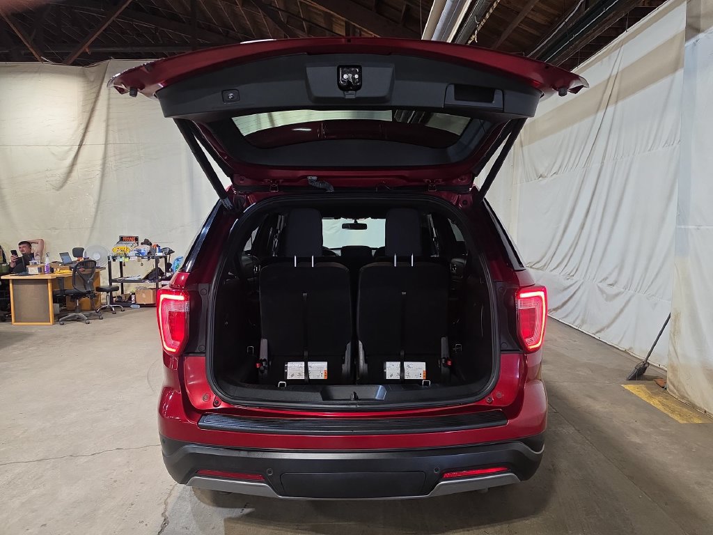 Used 2019 Ford Explorer XLT w/ Equipment Group 201A AWD/4WD image 20
