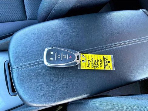 Used 2023 Chevrolet Malibu LT image 35