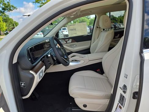 New 2026 Mercedes-Benz GLS 450 4MATIC image 26