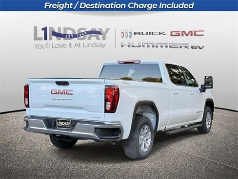 New 2026 GMC Sierra 1500 SLE image 2
