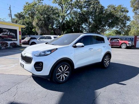 Used 2019 Kia Sportage EX w/ EX Premium Package AWD/4WD image 3