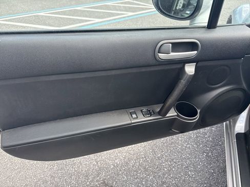 Used 2007 MAZDA MX-5 Miata Touring image 15