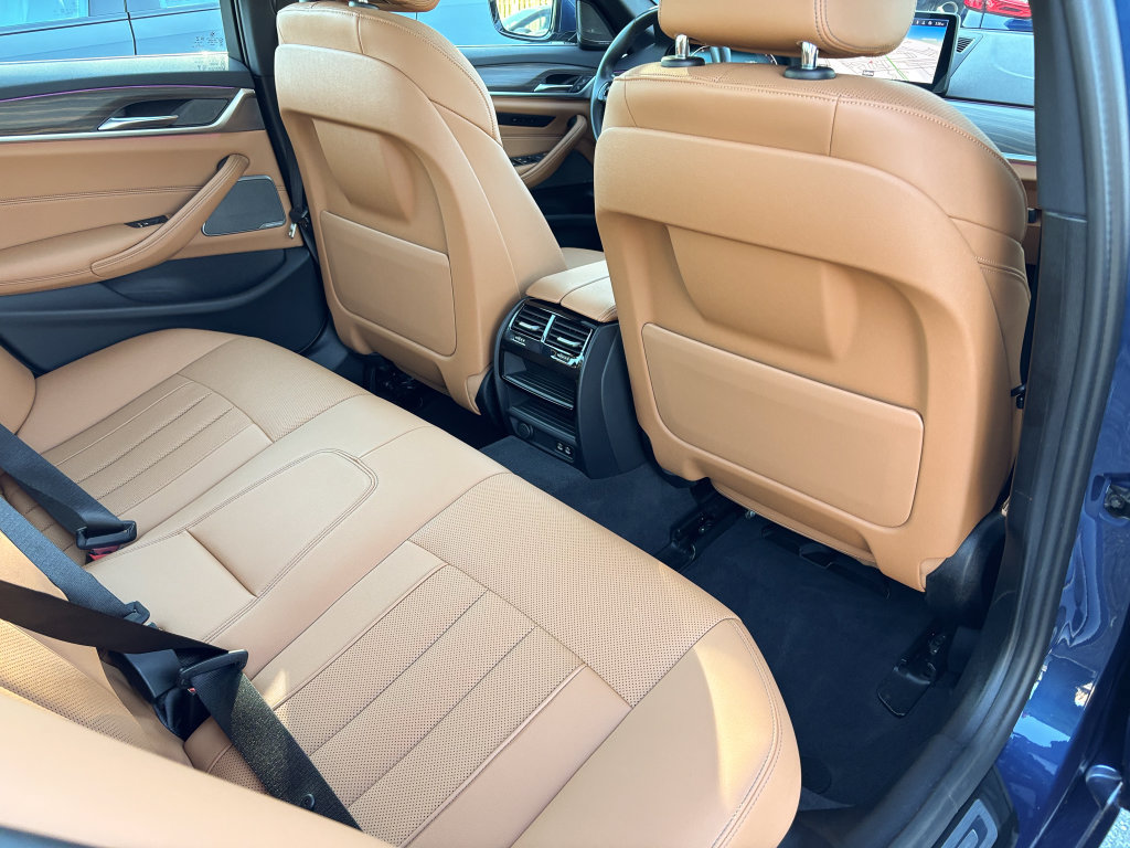 Certified 2023 BMW 530i xDrive w/ Premium Package AWD/4WD image 43