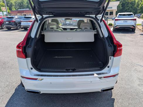 Used 2020 Volvo XC60 T6 Inscription AWD/4WD image 13