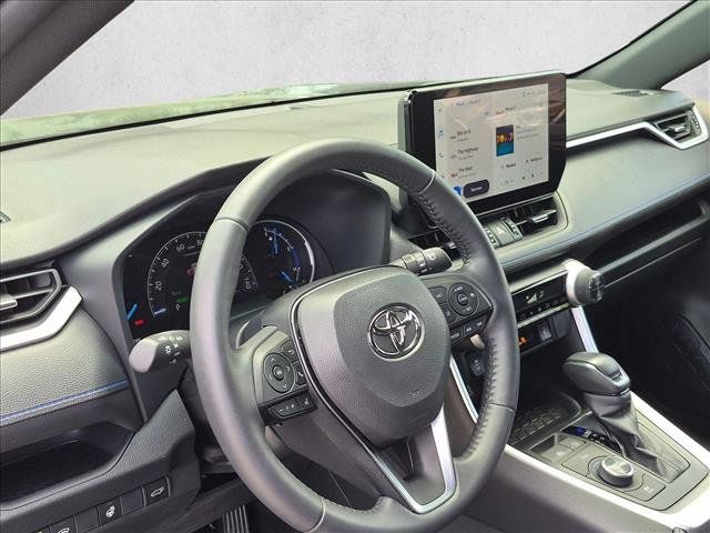 Used 2023 Toyota RAV4 XSE w/ XSE Grade Weather Package AWD/4WD image 10