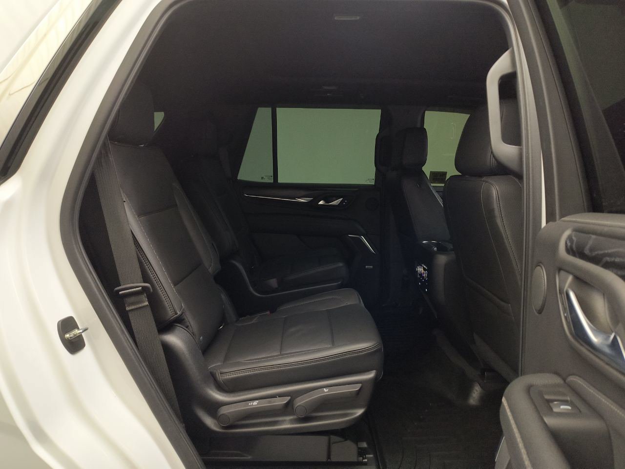Used 2021 GMC Yukon Denali AWD/4WD image 29