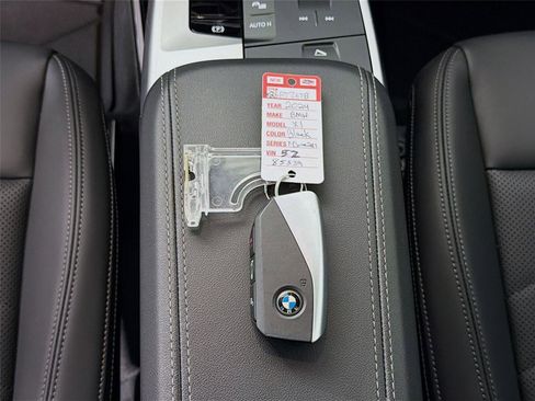 Used 2024 BMW X1 xDrive28i AWD/4WD image 33