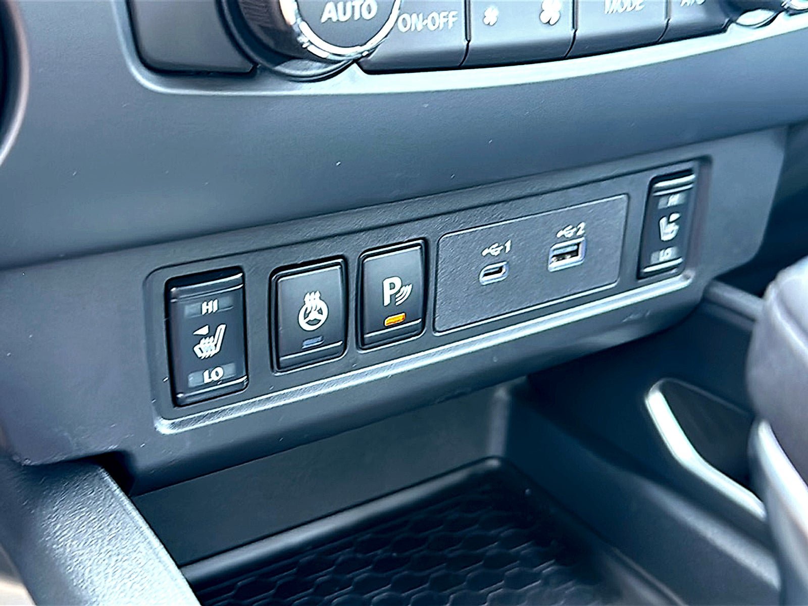 New 2026 Nissan Frontier SV w/ All-Weather Content Package RWD image 24
