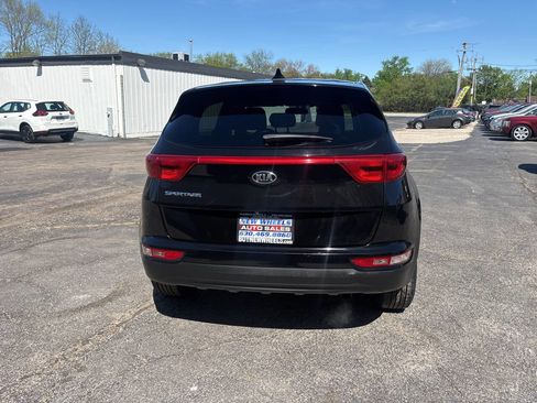 Used 2018 Kia Sportage LX AWD/4WD image 4