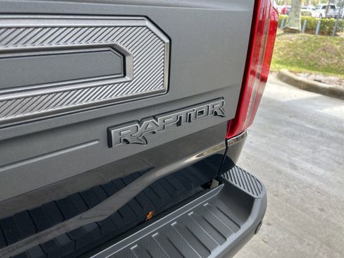 Used 2025 Ford F150 Raptor image 21