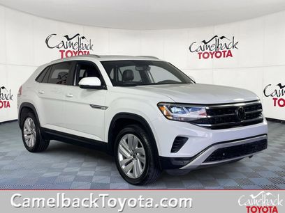 Used 2023 Volkswagen Atlas Cross Sport SE w/ Panoramic Sunroof Package