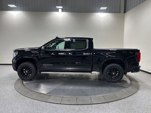 Used 2022 GMC Sierra 1500 Denali Ultimate AWD/4WD image 10
