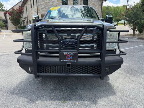 Used 2015 Ford F250 Lariat w/ Lariat Ultimate Package AWD/4WD image 2