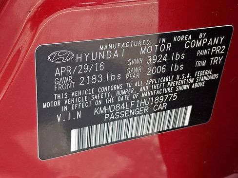 Used 2017 Hyundai Elantra Limited FWD image 25