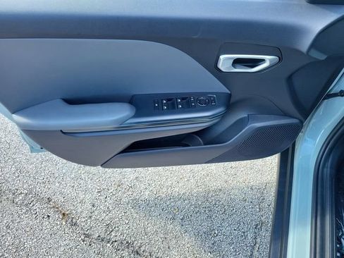 Used 2025 Kia K4 FWD image 20