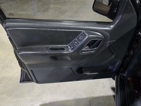 Used 2002 Jeep Grand Cherokee Laredo image 25