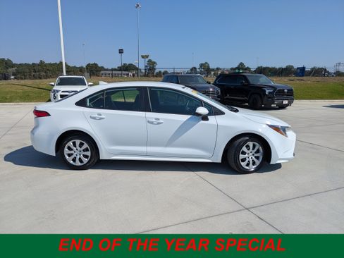 Certified 2023 Toyota Corolla LE image 8