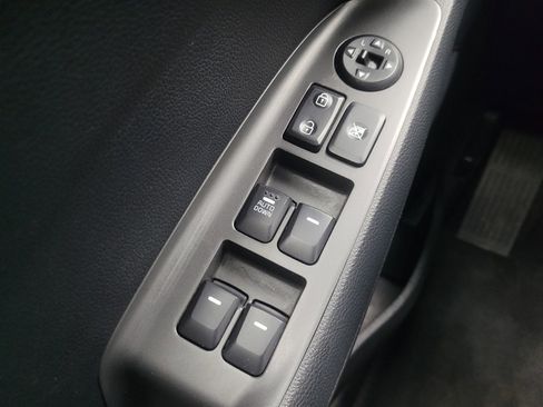 Used 2018 Kia Forte S FWD image 27