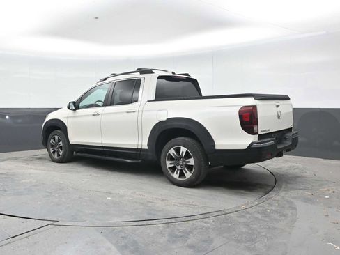 Used 2017 Honda Ridgeline RTL image 2