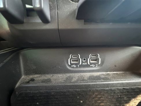 Used 2021 RAM 2500 Laramie AWD/4WD image 35