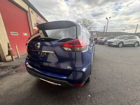 Used 2018 Nissan Rogue SL image 8
