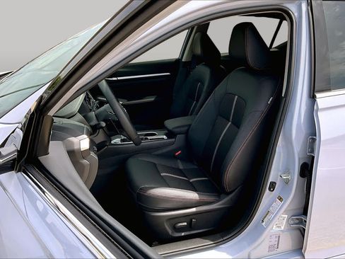 Used 2026 Nissan Altima 2.5 SR FWD image 8