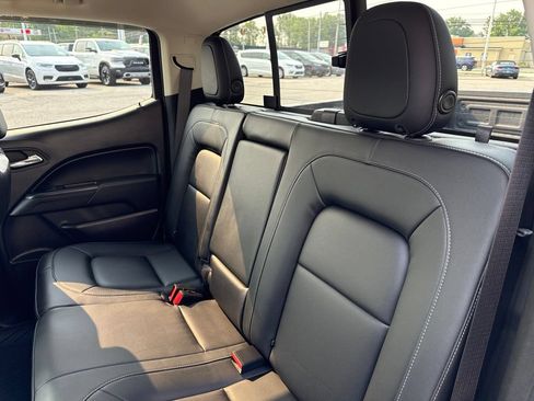 Used 2022 Chevrolet Colorado ZR2 AWD/4WD image 38