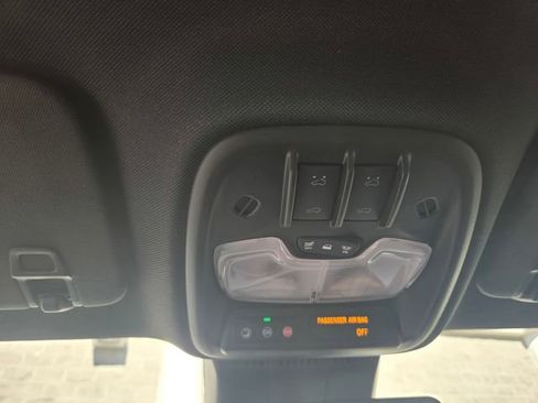 New 2026 GMC Canyon Elevation w/ Convenience Package image 21