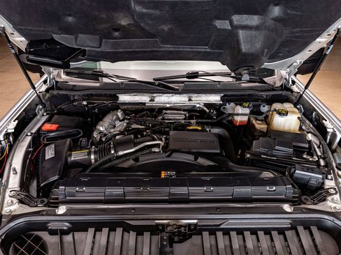 Used 2020 Chevrolet Silverado 2500 LTZ w/ LTZ Premium Package image 30