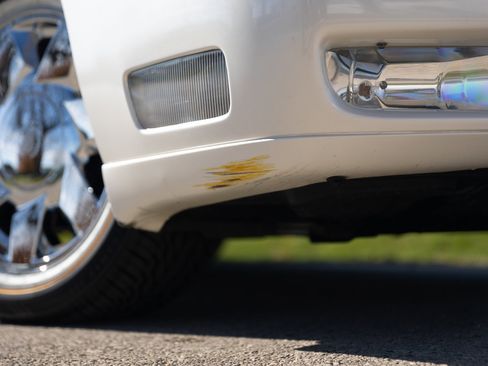 Used 2000 Cadillac De Ville DTS w/ Comfort/Convenience Pkg image 26