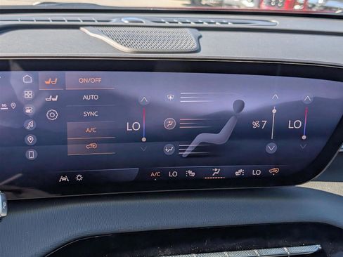 New 2026 Buick Enclave Preferred w/ Power Package image 25