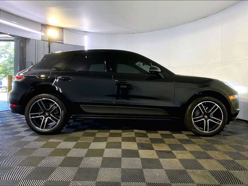Certified 2021 Porsche Macan S AWD/4WD image 8