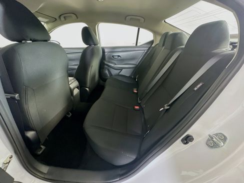 Used 2025 Nissan Sentra S image 27