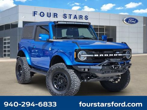 Used 2023 Ford Bronco Outer Banks AWD/4WD image 1