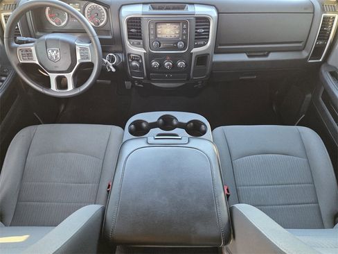 Used 2022 RAM 1500 Classic SLT image 19