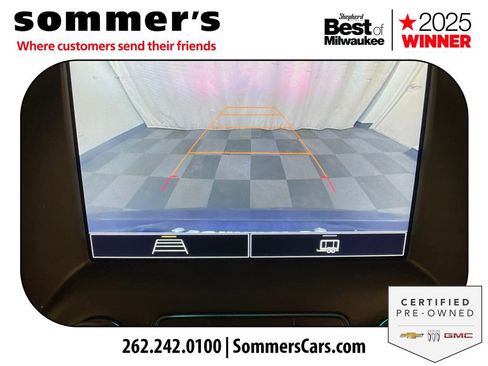 Certified 2023 GMC Acadia SLE w/ Driver Convenience Package image 18