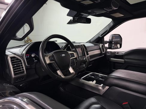 Used 2019 Ford F250 Platinum w/ Platinum Ultimate Package AWD/4WD image 14