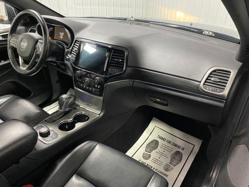Used 2019 Jeep Grand Cherokee Limited image 7
