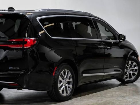 Used 2022 Chrysler Pacifica Pinnacle image 19
