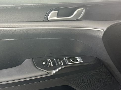 Used 2025 Kia K5 LXS image 15