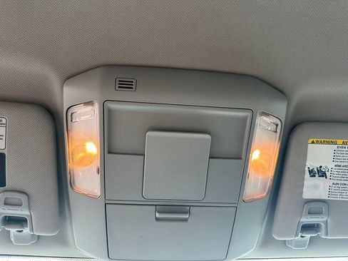 Used 2015 Toyota Tundra SR5 RWD image 25