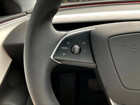 Used 2025 Tesla Model 3 Long Range AWD/4WD image 11