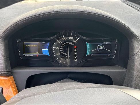 Used 2011 Lincoln MKX AWD w/ 102A Rapid Spec Order Code image 19